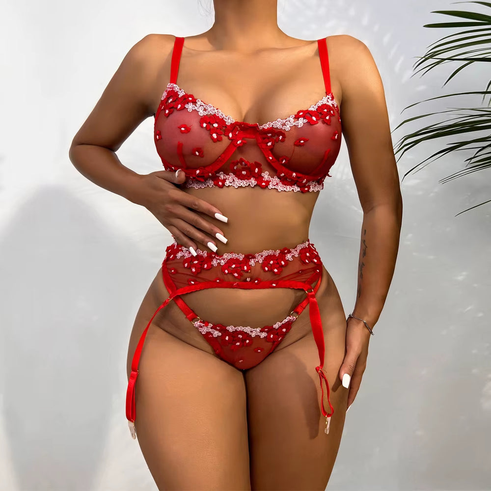 Elegant Women's Lace Lingerie Set with Steel Ring Details